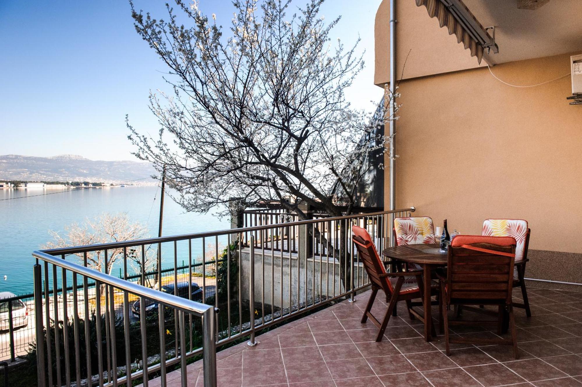 Mastrinka Apartment Трогир Экстерьер фото